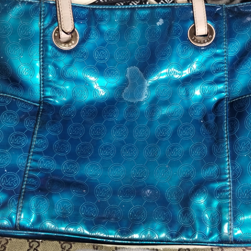 Michael kors purse